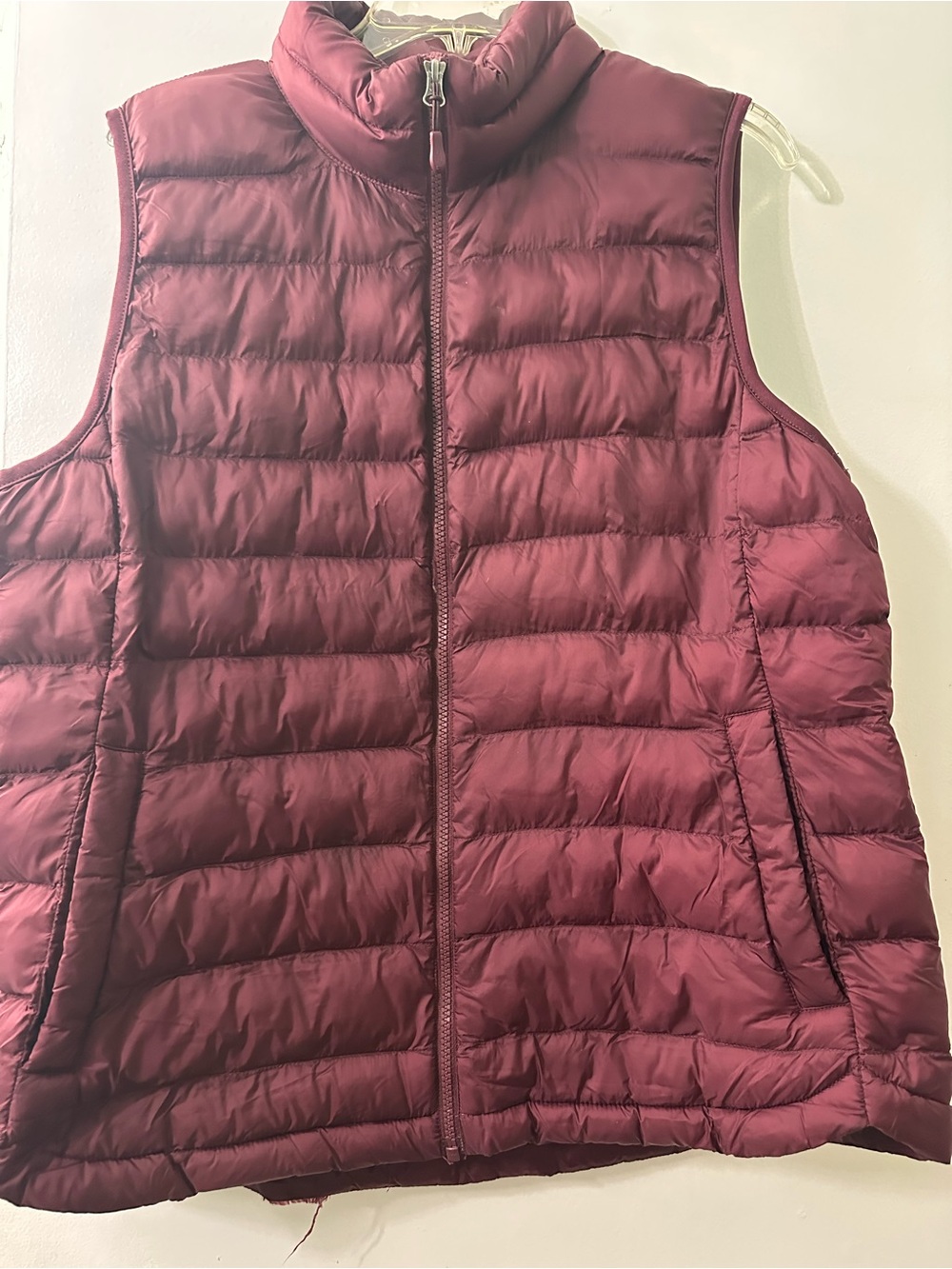 32 Degrees - Burgundy Quilted Puffer Vest